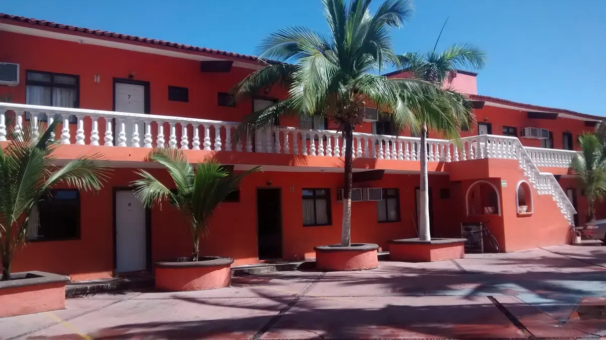 Hotel Oasis