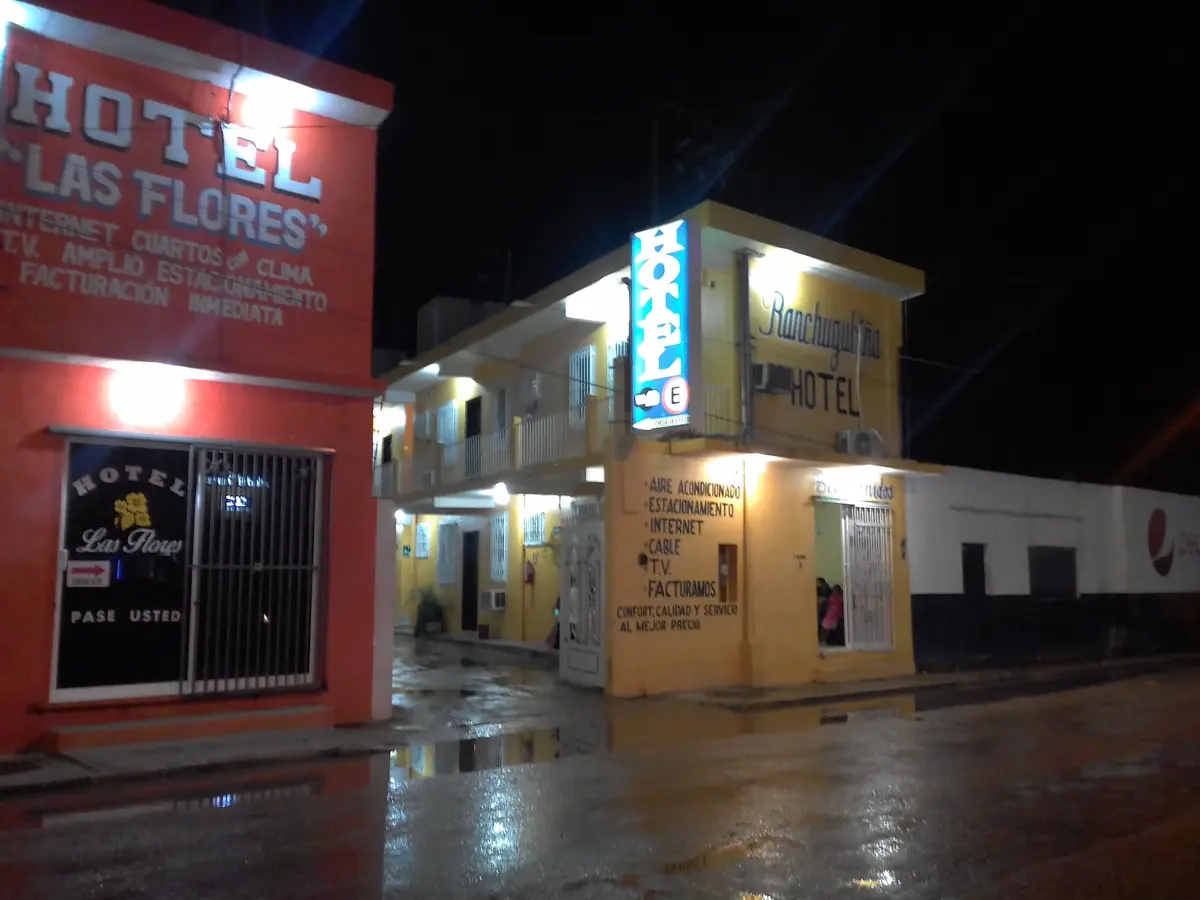 Hotel Las Flores — foto 2 de 3