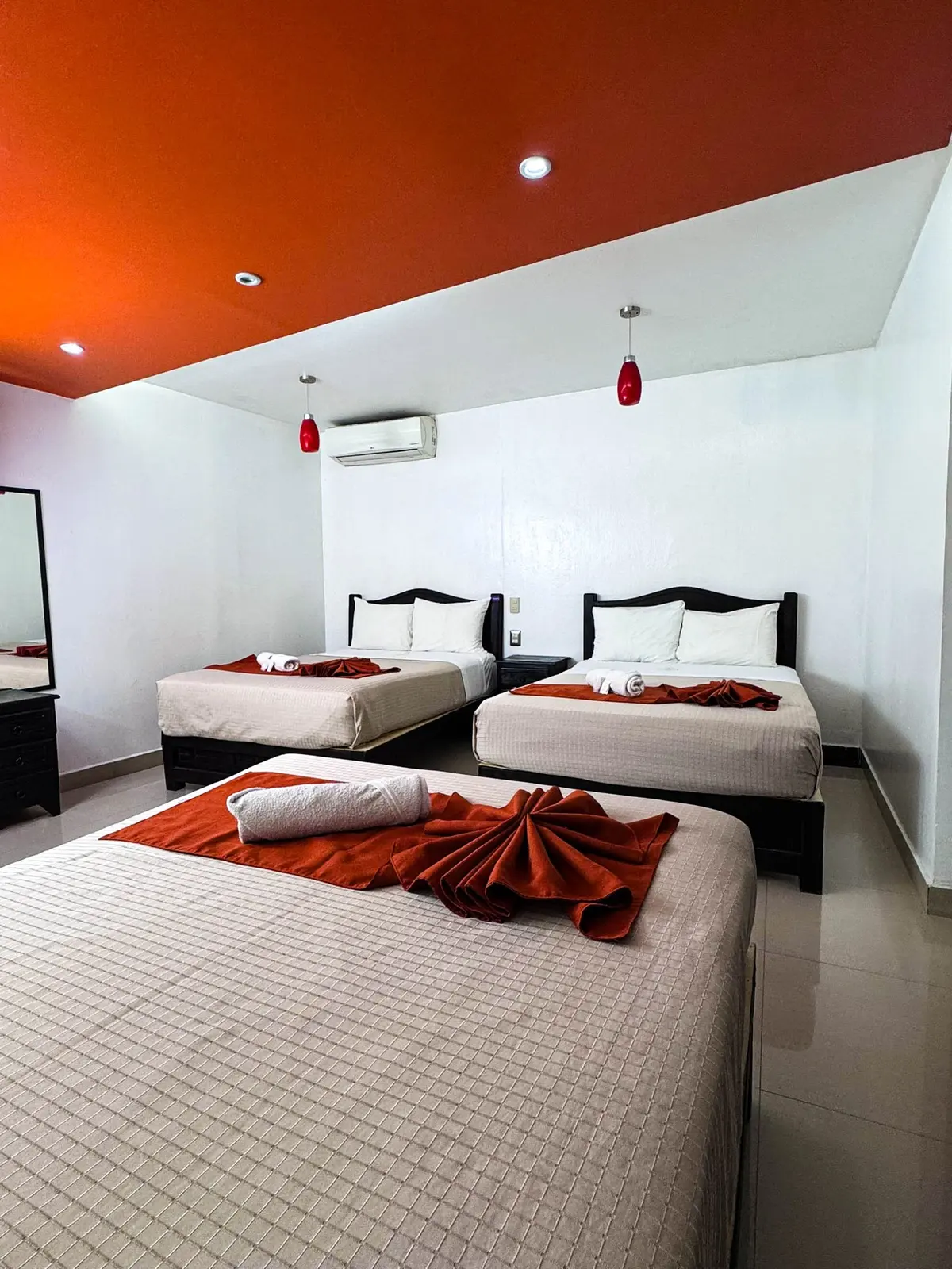 Hotel Los Faroles