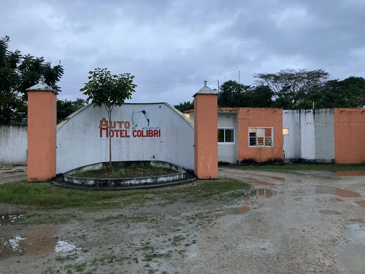 Auto Hotel Colibrí