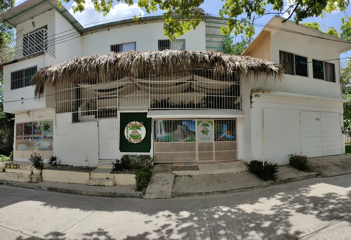 Hostal Pakal King