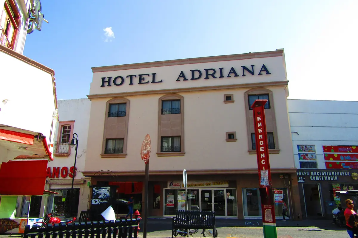 HOTEL ADRIANA
