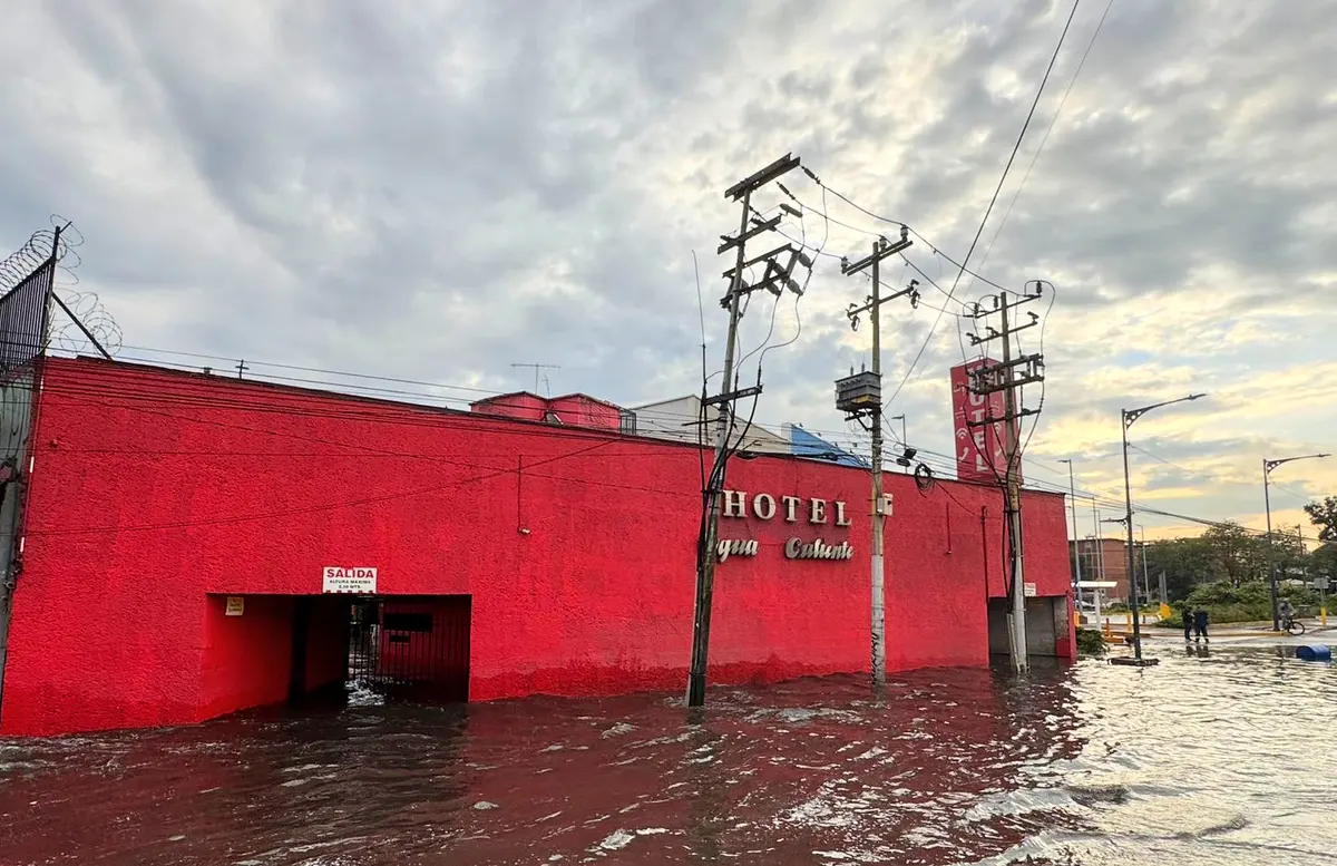 Hotel Agua Caliente