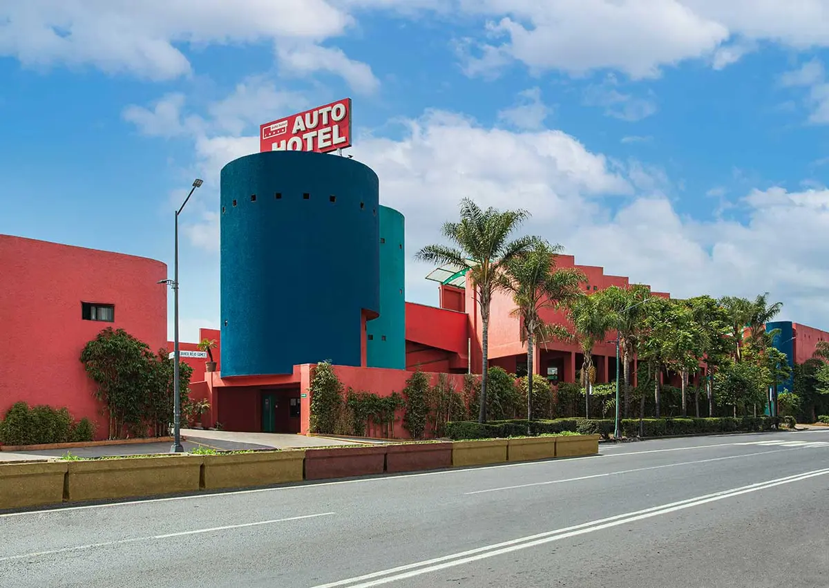 auto hotel rosso