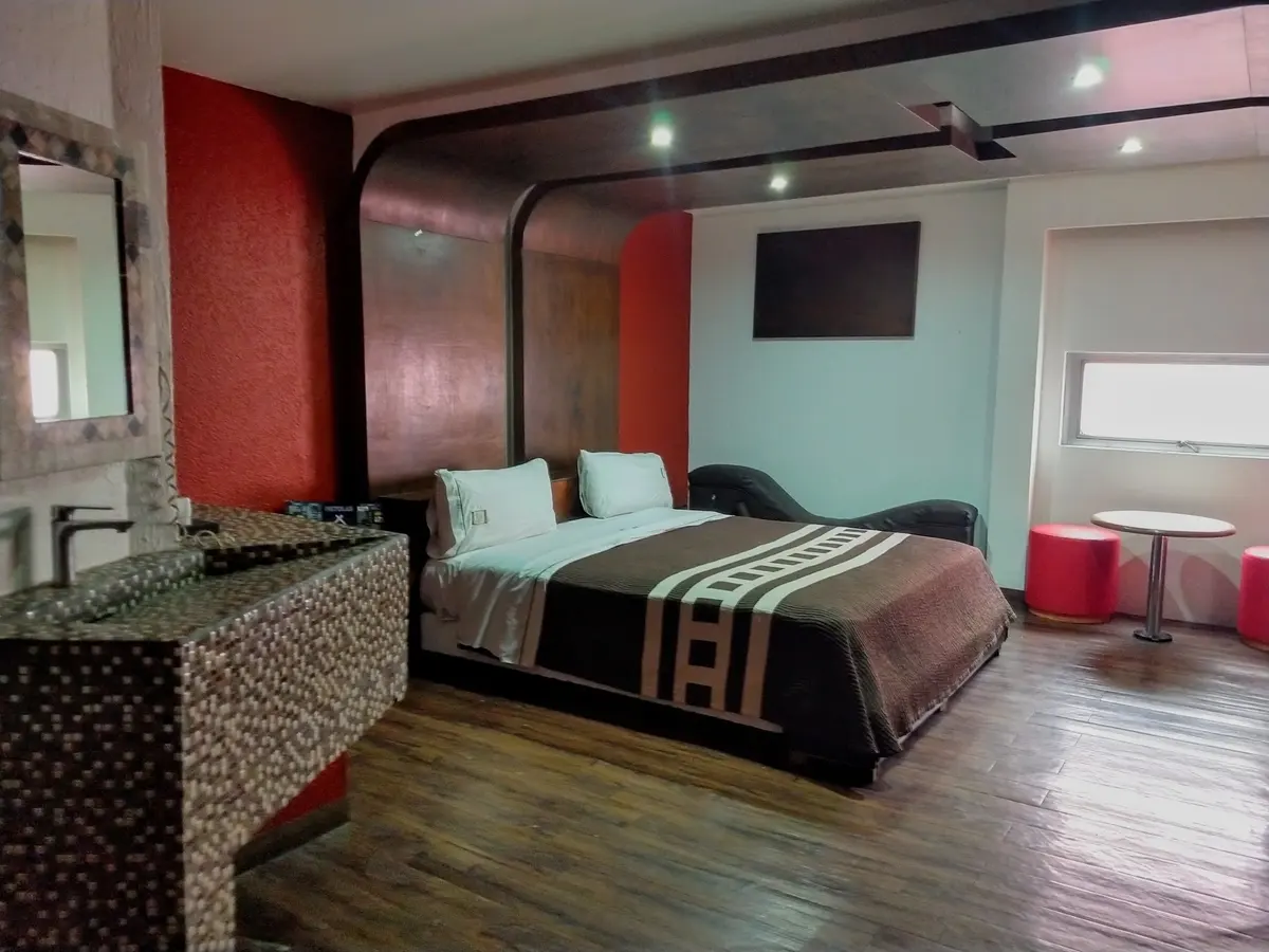 Motel Pistolas — foto 2 de 3