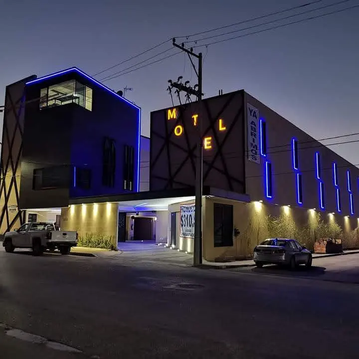 Baby blue Motel