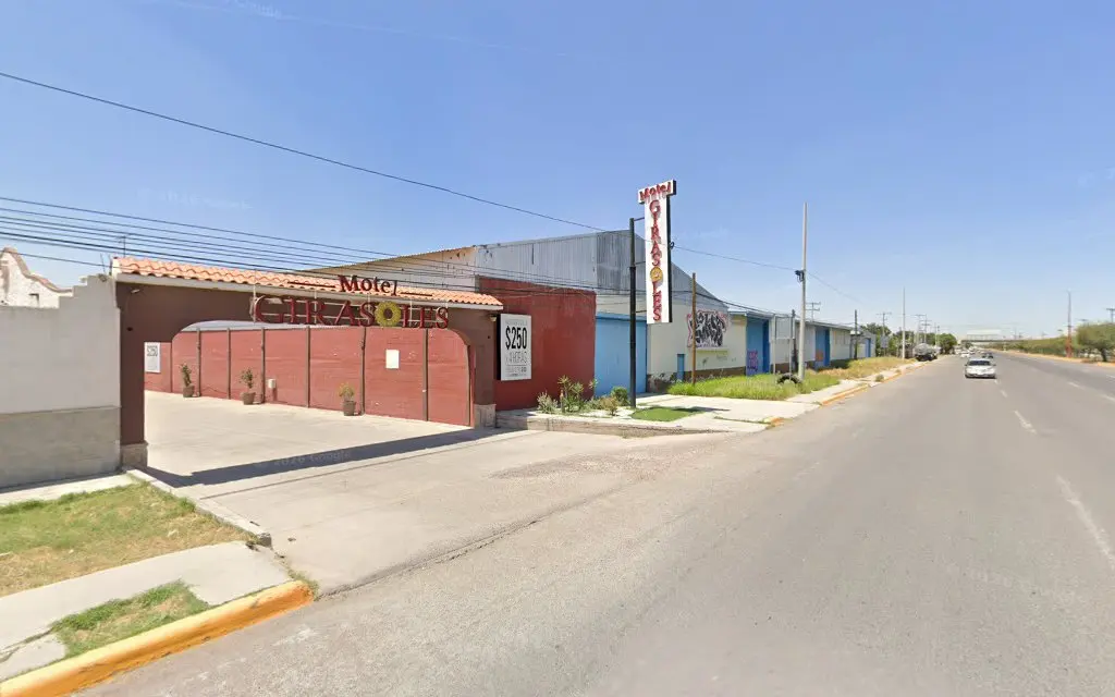 Motel Girasoles