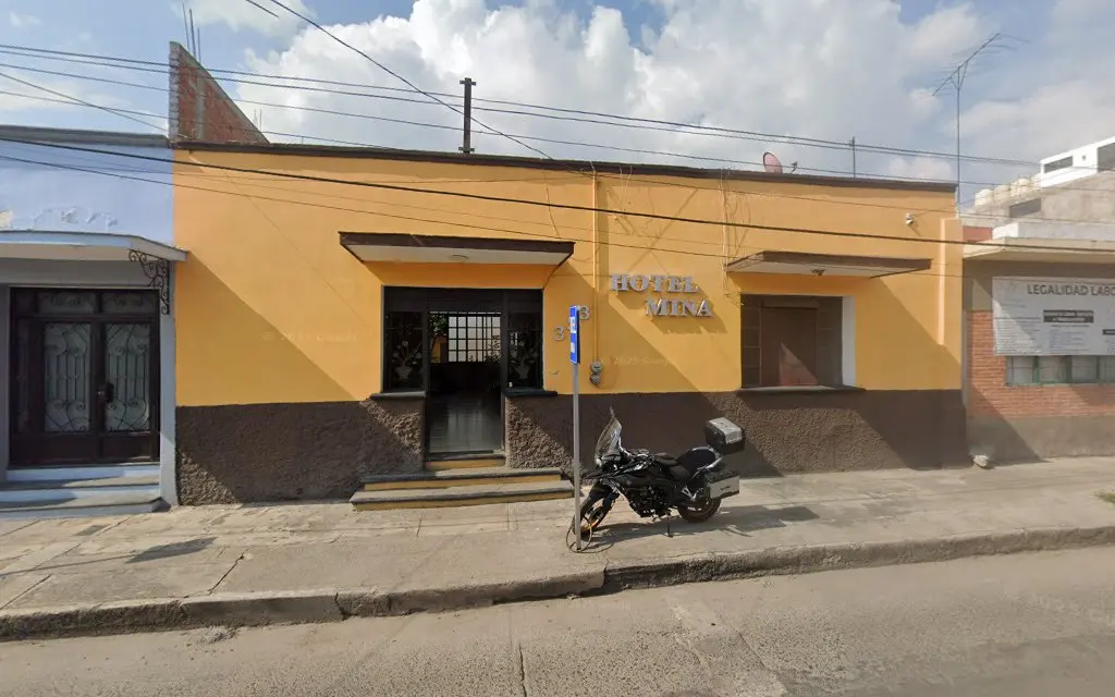 Hotel Mina