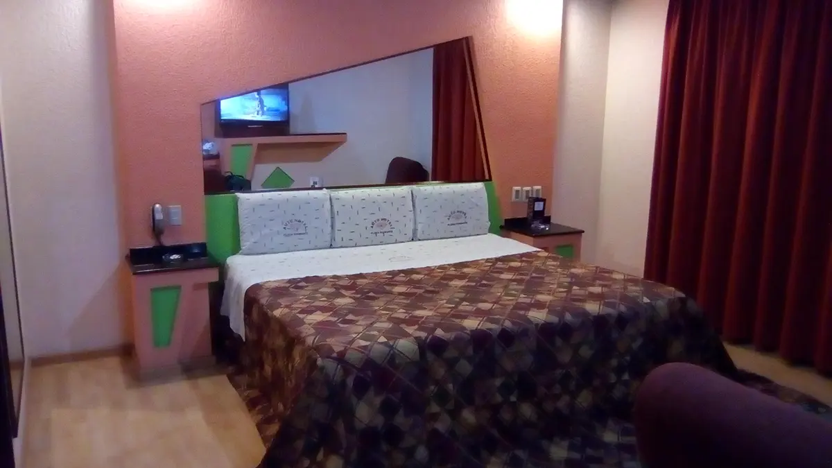 Auto Hotel Plaza Diamante — foto 4 de 7