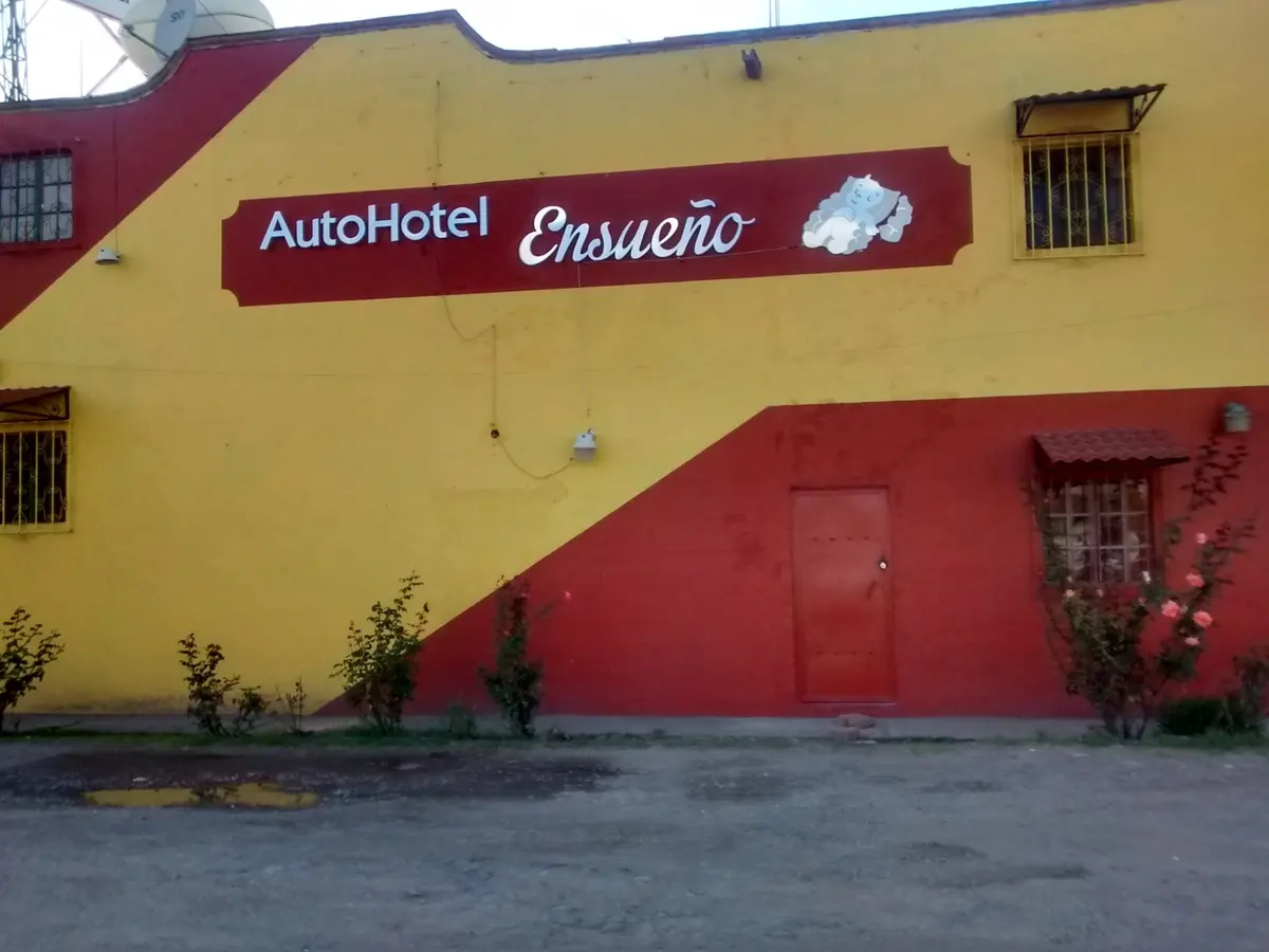 AutoHotel Ensueño