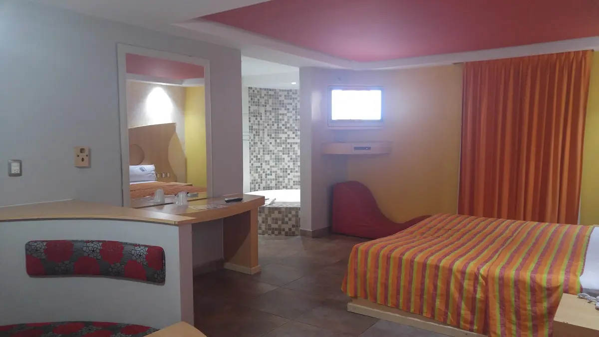 Estilo Auto Hotel — foto 2 de 5