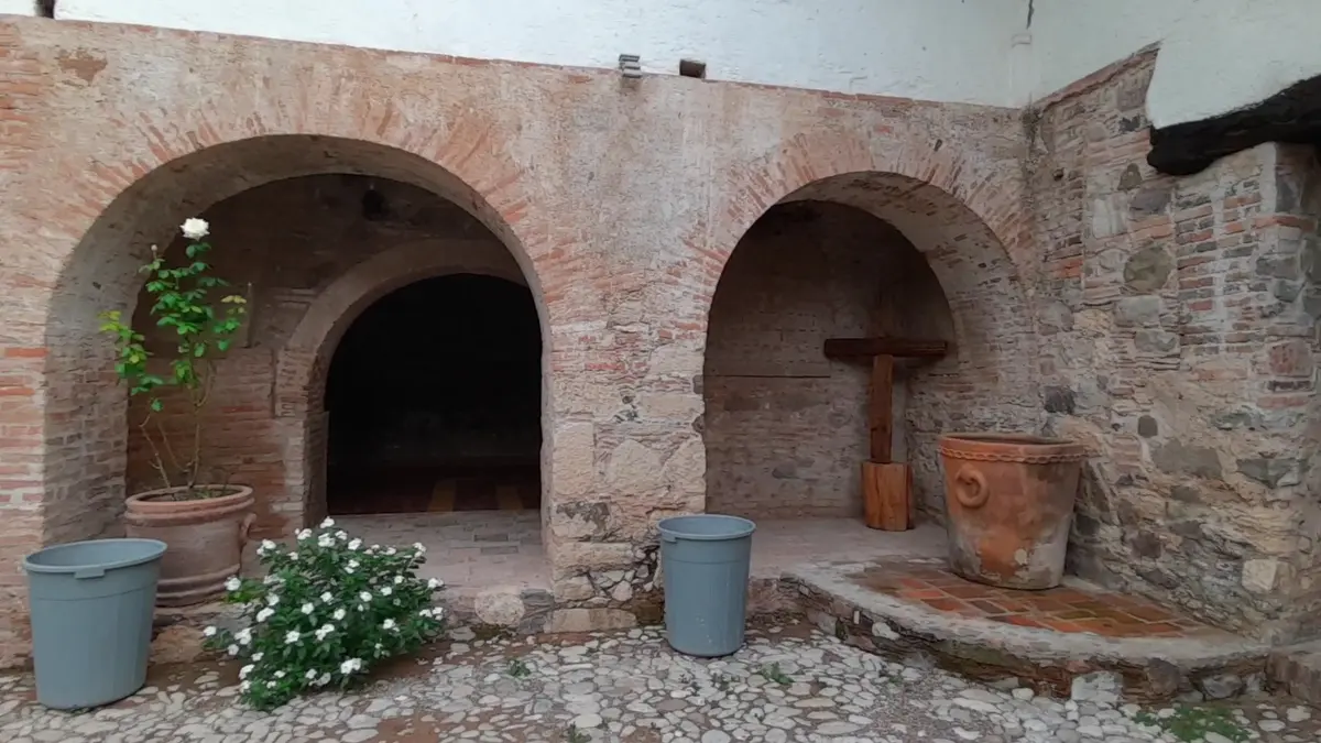 MESÓN DE ZAPATA (ANTES HOTEL ALVAREZ) — foto 1 de 3
