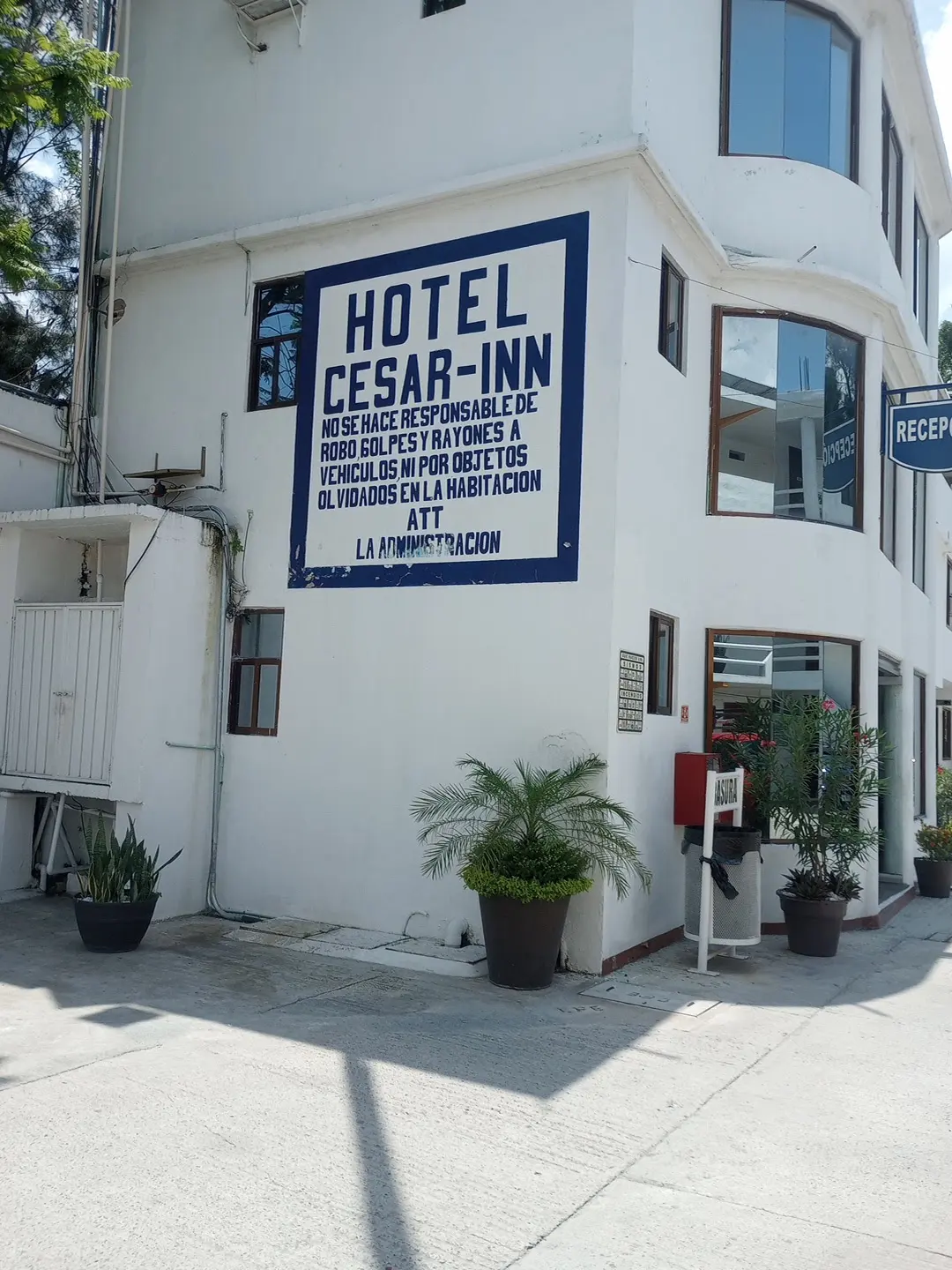 Hotel Cesar Inn
