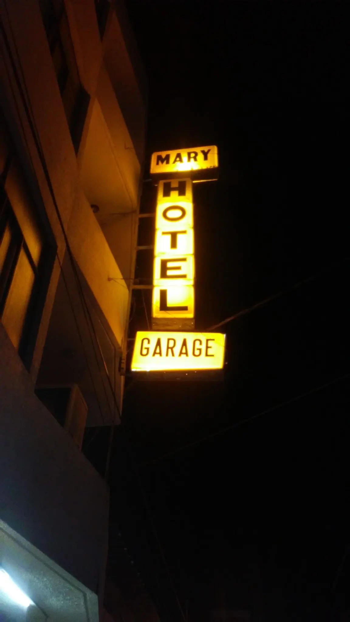 HOTEL MARY