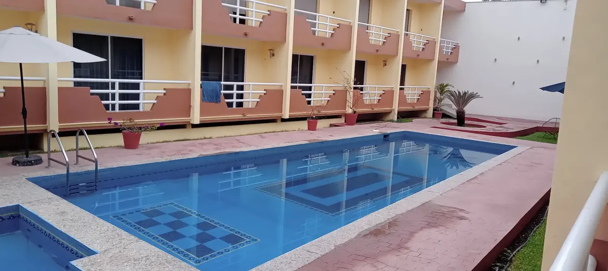 Hotel La Media Luna Inn