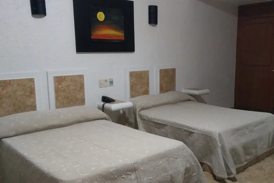 Motel Dos Lunas — foto 3 de 4