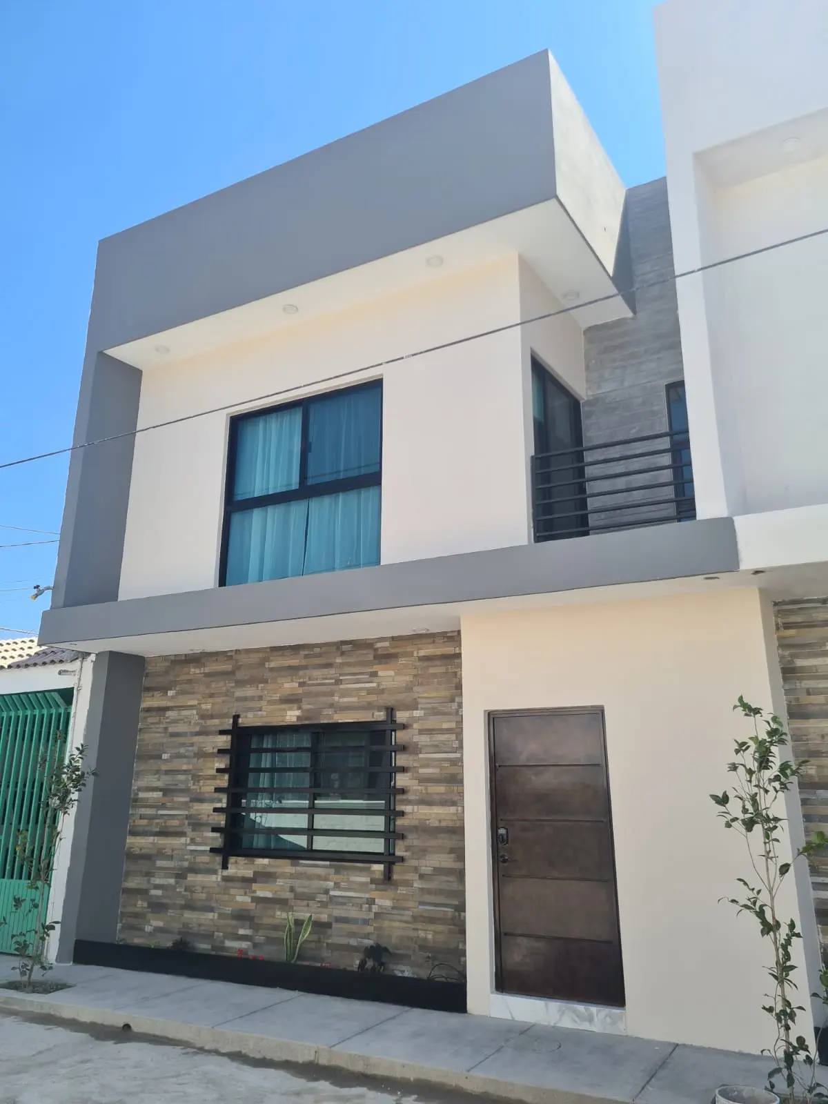 Casa Moreno by Chozza