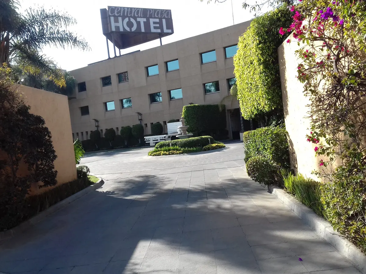 Hotel Central Plaza
