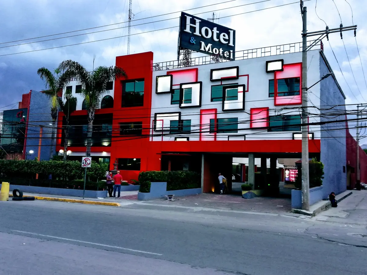 Hotel y motel plaza las fuentes — foto 4 de 5