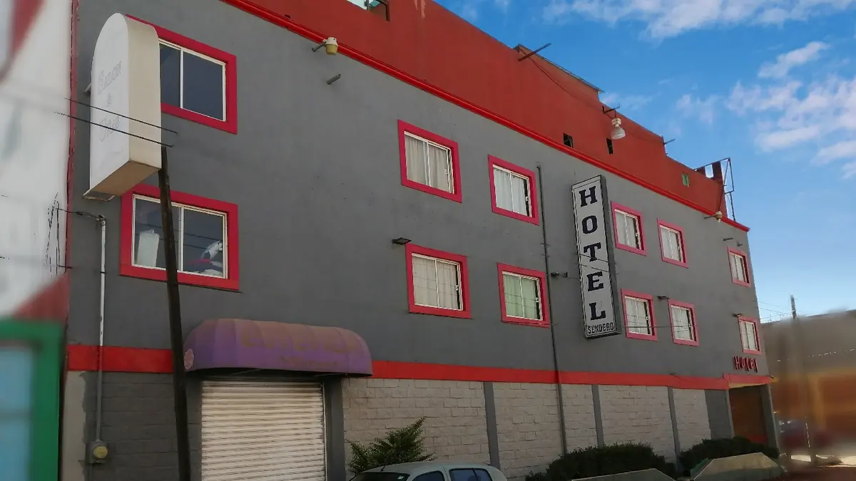 Hotel Sendero