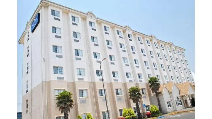 Microtel Inn & Suites by Wyndham Toluca