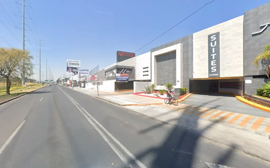 H 30 Suites