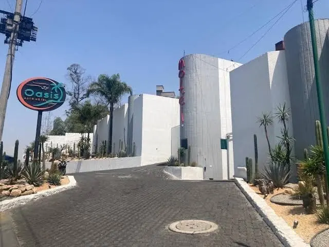 Motel Oasis