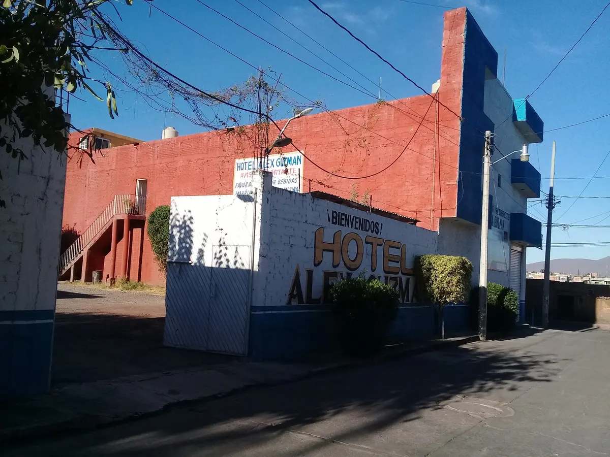 Hotel Alex Guzman — foto 3 de 3