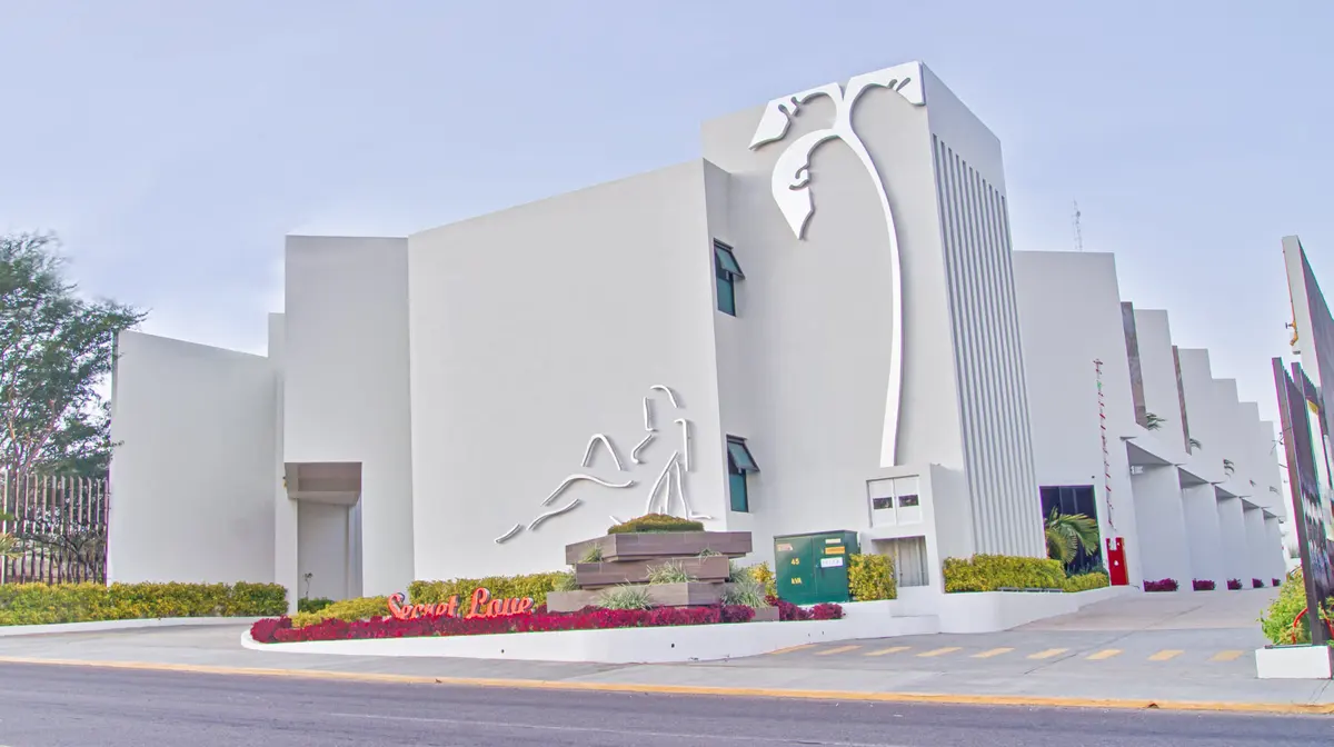 Secret Love Auto Hotel