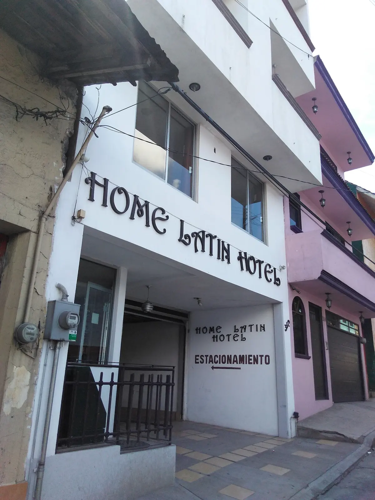 Hotel Home Latin