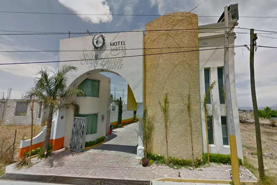 Motel Sol y Luna