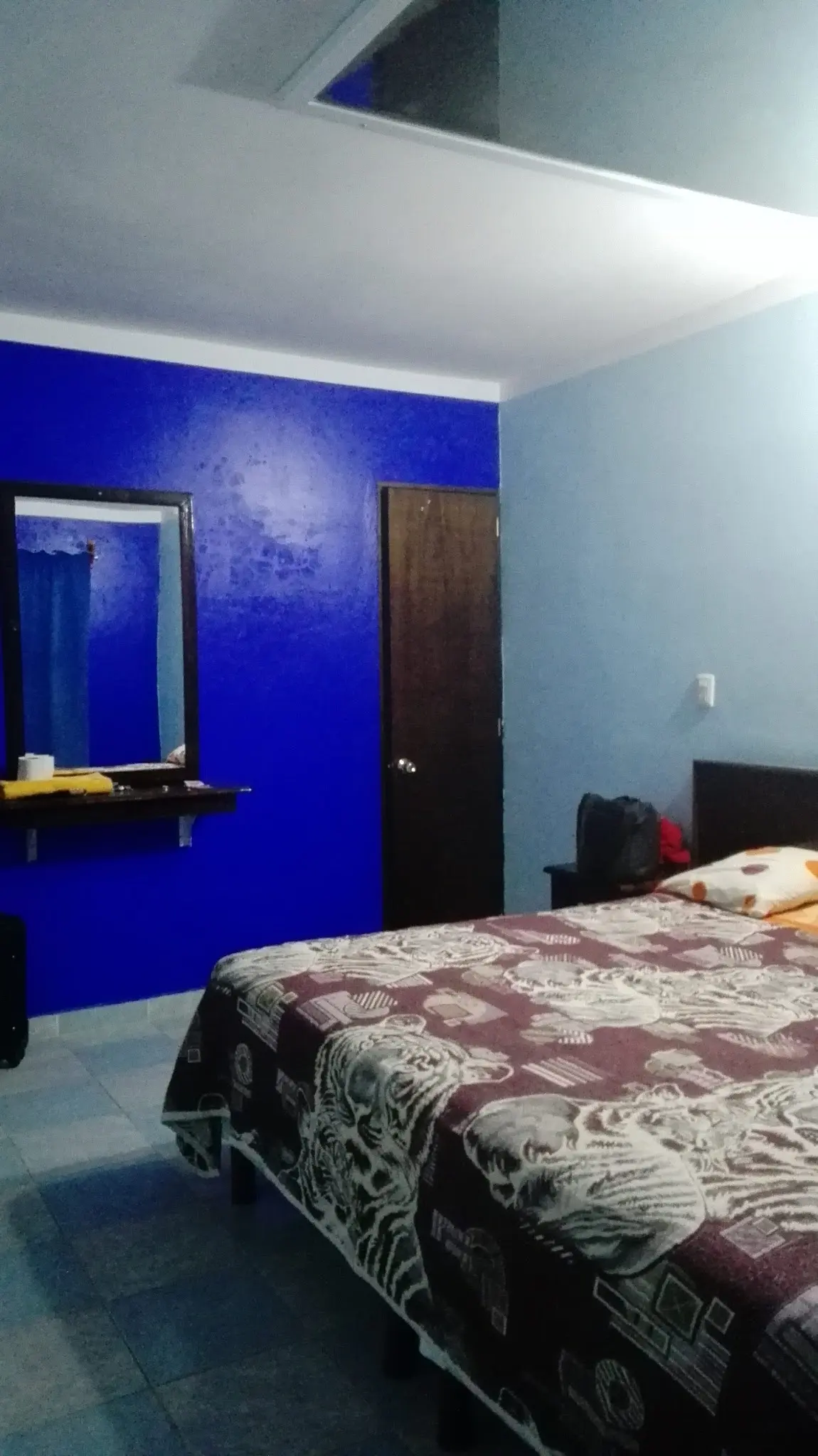 MOTEL ROCA AMOR