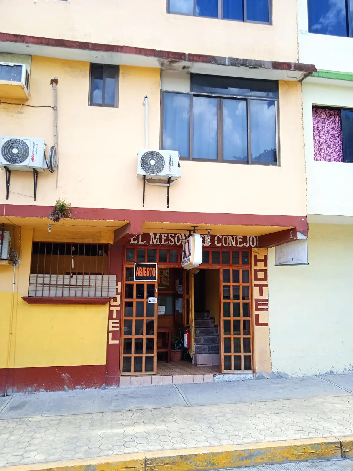EL MESON DEL CONEJO — foto 2 de 3