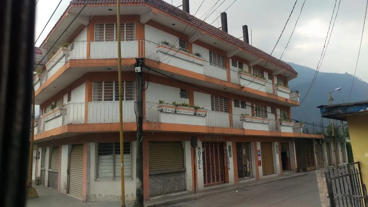 Hotel de las Flores