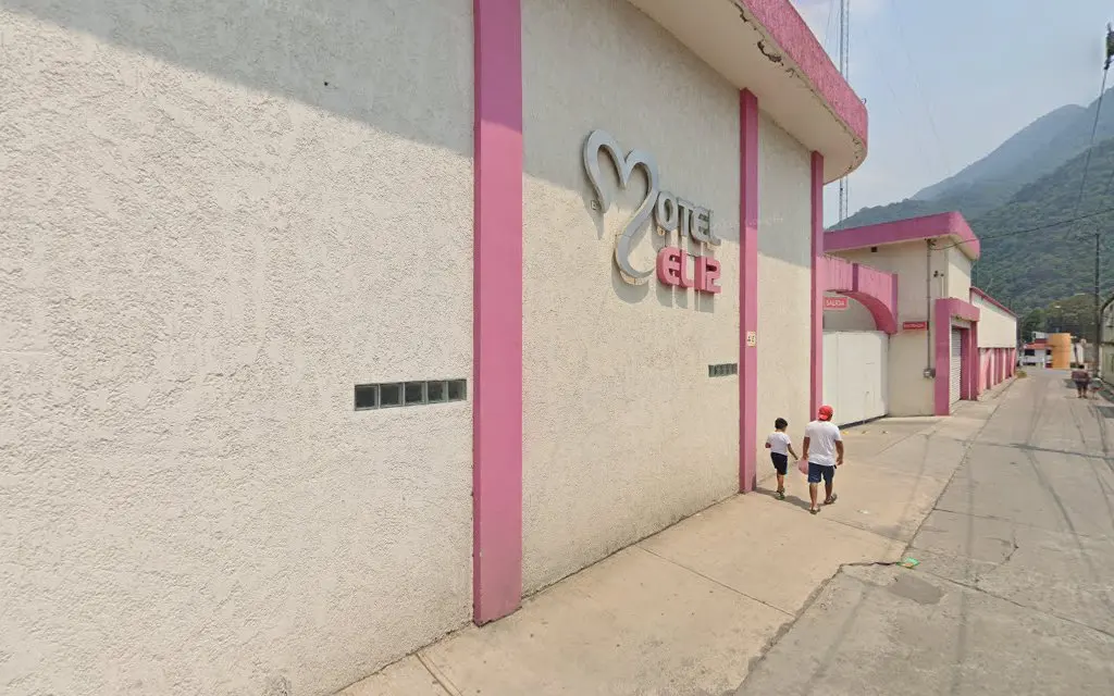 Motel El 12