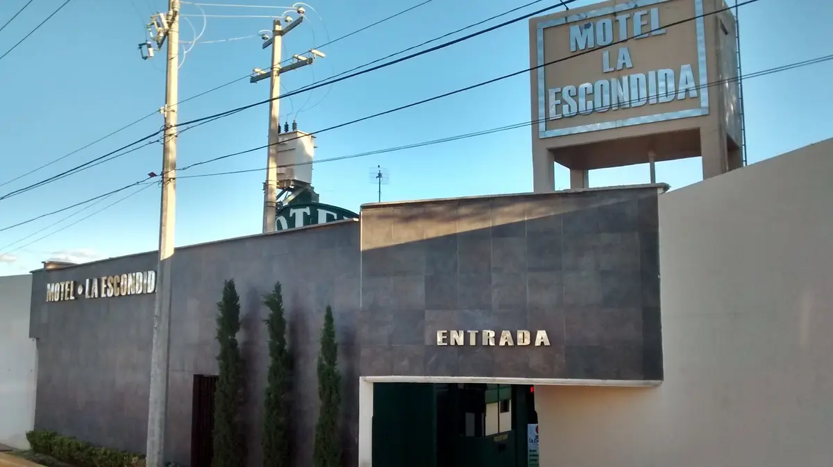 MOTEL LA ESCONDIDA