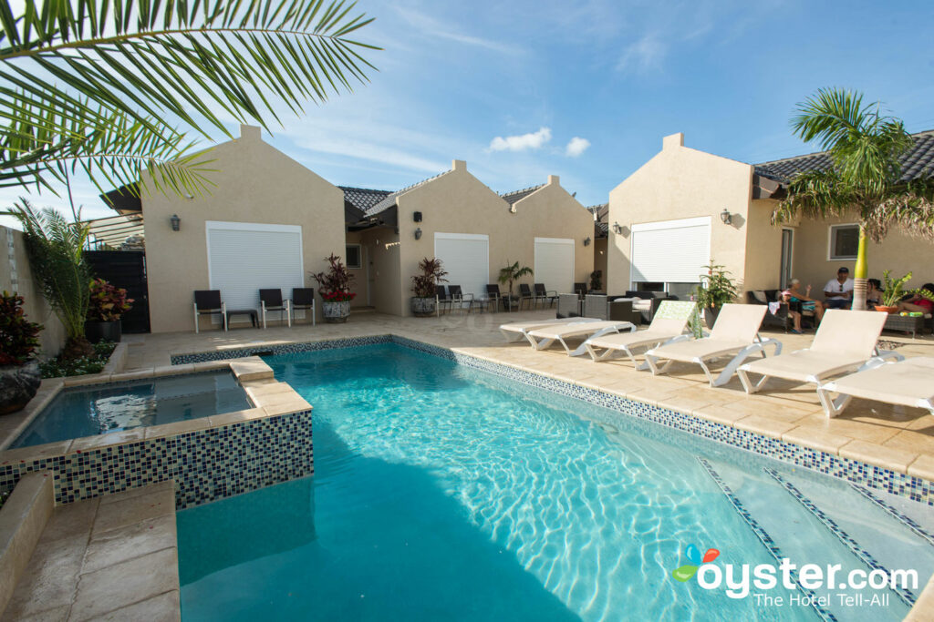 Aruba Hotel + Villas